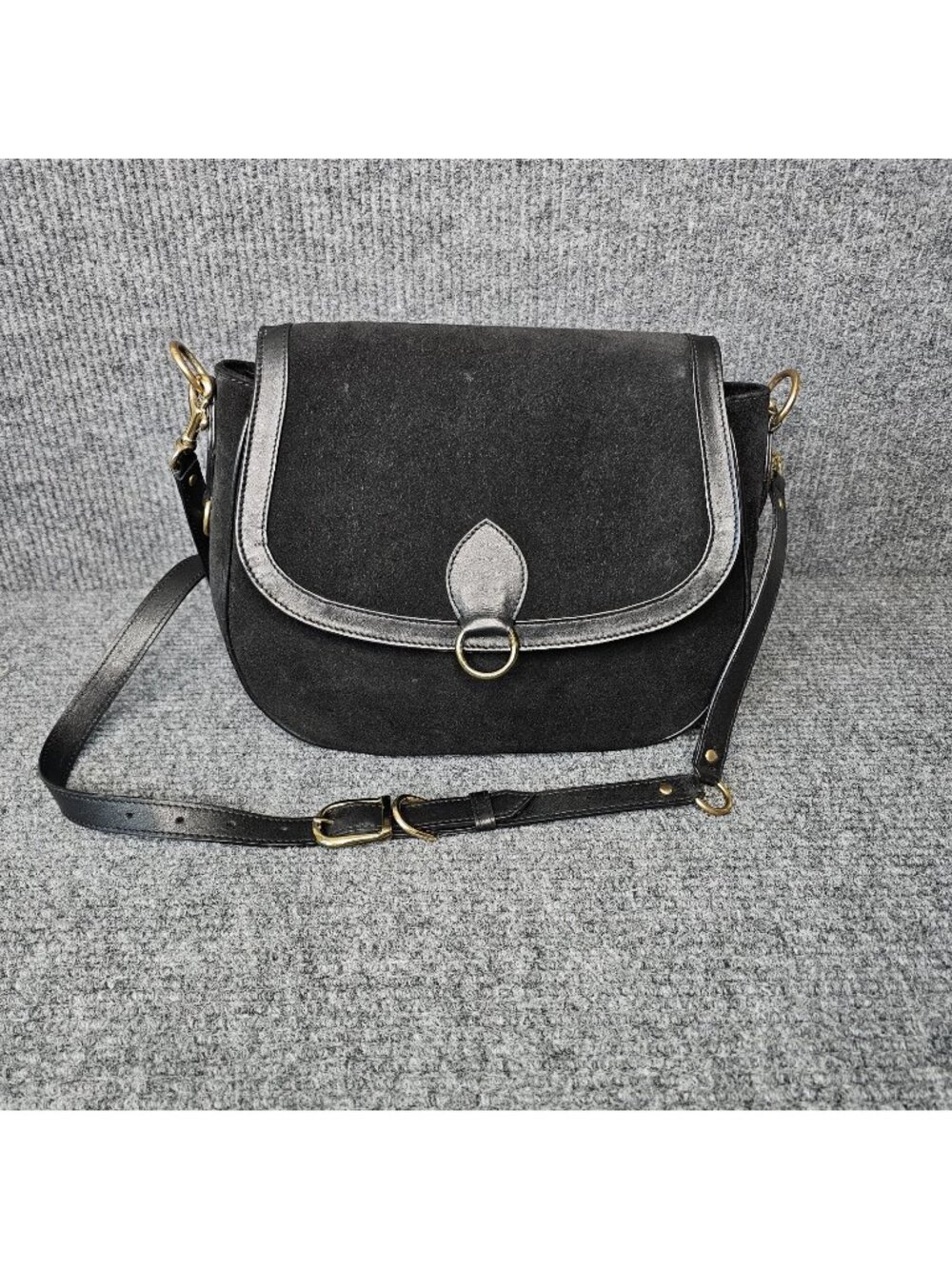 Kendall Conrad Suede Leather Shoulder Hand Bag crossbody purse saddle